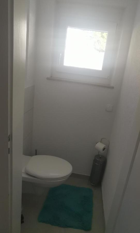 Privates Zimmer In Ruhiger Lage Heidenheim-Steinheim Am Albuch Exterior foto